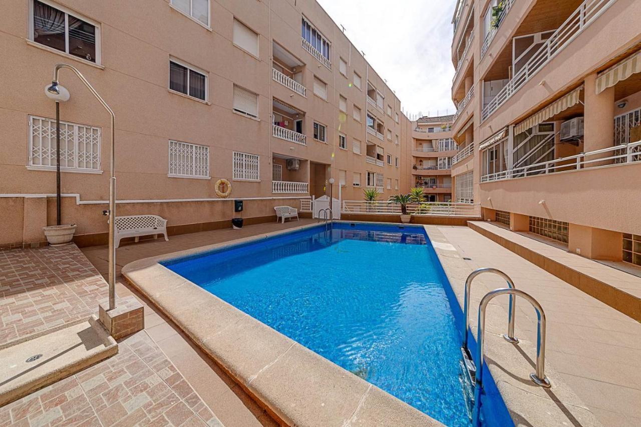 Cozy Appartment Torrevieja At Irina エクステリア 写真