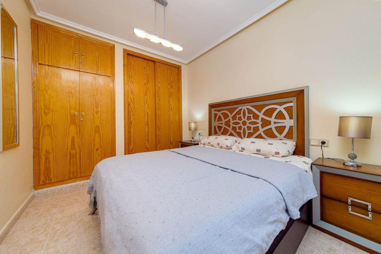 Cozy Appartment Torrevieja At Irina エクステリア 写真