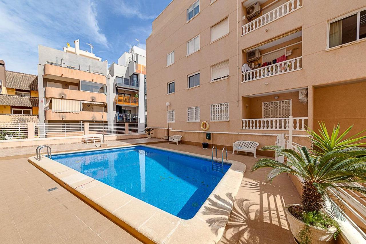 Cozy Appartment Torrevieja At Irina エクステリア 写真